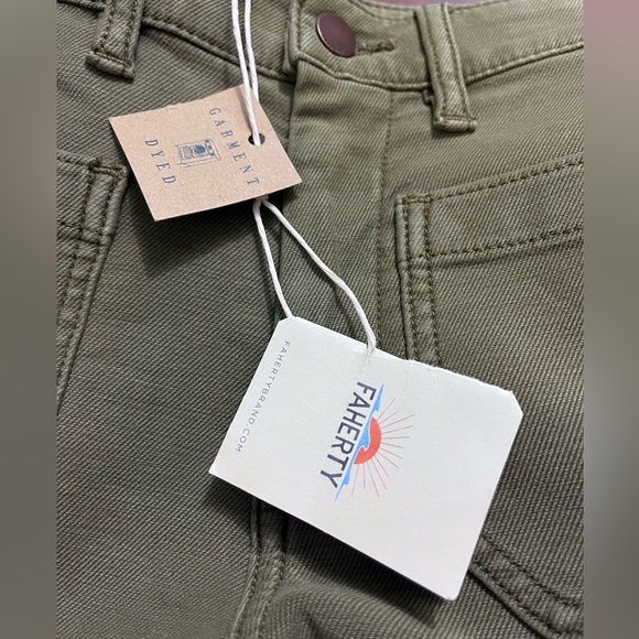 NWT Faherty Size 24” The Stretch Terry Patch Pocket Shorts - Military Green - Picture 8 of 11